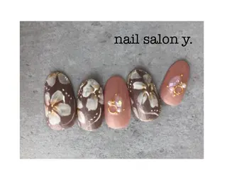 ネイル nailsalon y.のネイルデザイン