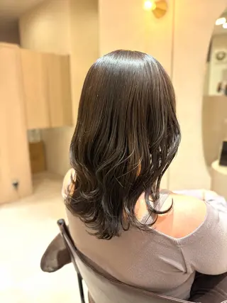 ミディアム カラー 菅原 渚のヘアスタイル
