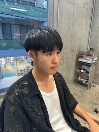 ショート メンズ ⭐ハイトーンブリーチ ミルクティーピンクのヘアスタイル