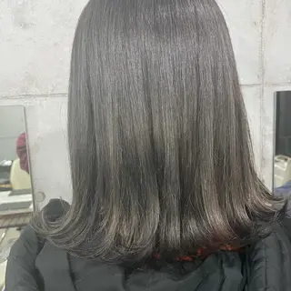 ミディアム カラー パーマ ヘアアレンジ メンズ キッズ ネイル マツエク・マツパ 切りっぱなしヘアボブ ミディアムヘアRYOのヘアスタイル