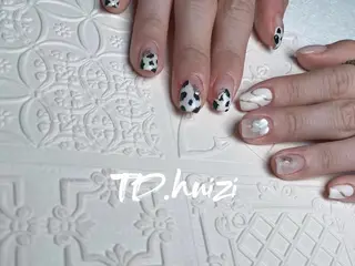 ショート めぐみのネイルサロン スタッフ練習のネイルデザイン