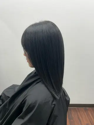 ミディアム カラー 鈴木 アメリのヘアスタイル