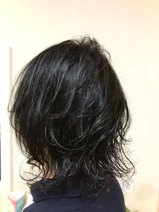 ミディアム 横田 尚登のヘアスタイル