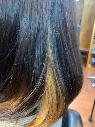 ミディアム カラー ＠kutsu tetsuoのヘアスタイル