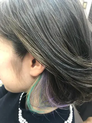 ショート カラー 澤田 拓己のヘアスタイル