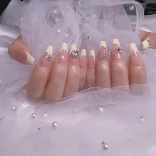 ネイル UMI ネイルサロン新宿🎀のネイルデザイン