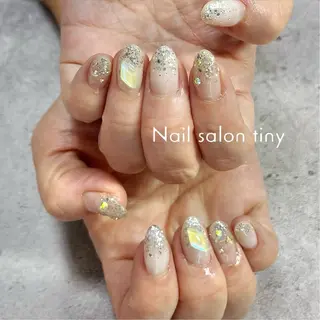 ネイル Nail salon tiny🩵のネイルデザイン