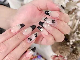 ネイル グロー ネイルのネイルデザイン