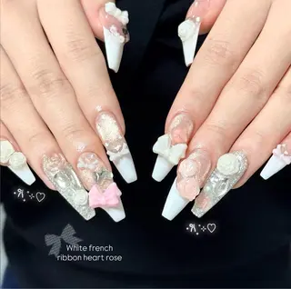 ネイル Blanche Ayaのネイルデザイン