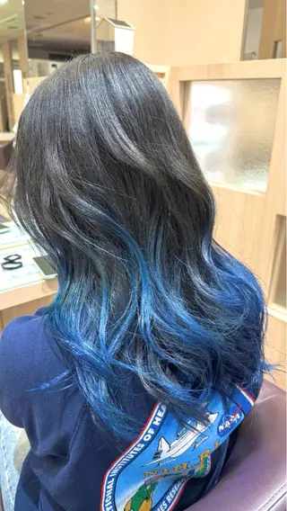 ロング chill_ KAZUKIのヘアスタイル
