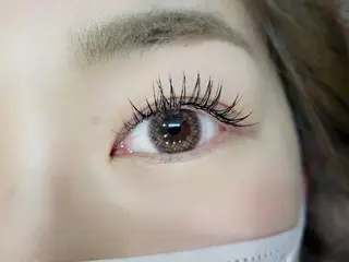 マツエク・マツパ shalm hair lounge所属・風間 莉緒のマツエク・マツパデザイン