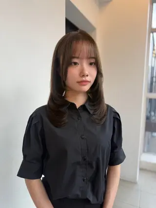 ミディアム カラー きむらさくら/透明感 /レイヤーカットのヘアスタイル