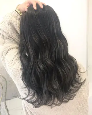 セミロング 髪質改善 レイヤー Naoyaのヘアスタイル