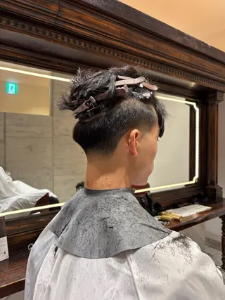 パーマ メンズ 岡西 海斗のヘアスタイル