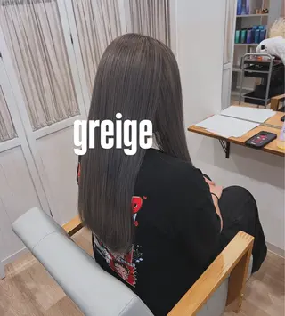 ロング 高橋 優実のヘアスタイル