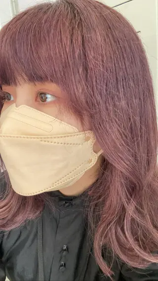 カラー 生田 比奈のヘアスタイル