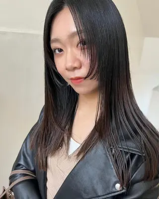 ロング 顔周りカット/透明感 カラー✂️MEIのヘアスタイル