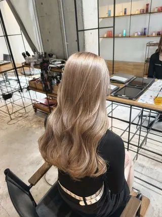 ロング ベージュカラー/新潟 カラー特化/落合優吾のヘアスタイル