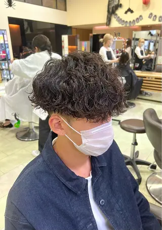 ミディアム カラー パーマ メンズ アイブロウ メンズ特化 【かな】のヘアスタイル