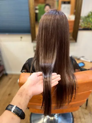 ロング ⚪️髪質改善 縮毛 店長 コウ⚪️のヘアスタイル