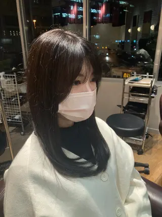 ロング カラー 松浦 麻衣のヘアスタイル