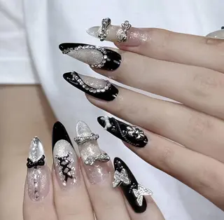 ネイル Pure&Rich Nailのネイルデザイン