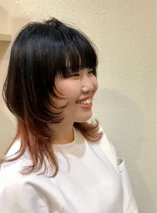 セミロング 中川 茜里のヘアスタイル