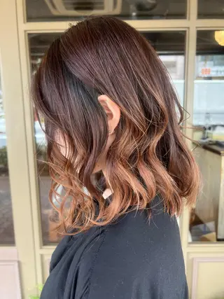 ミディアム 小谷野 七海🐬のヘアスタイル