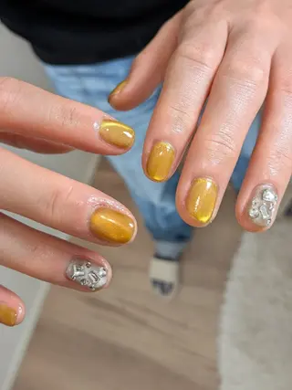 ネイル カラフルツメコ 伊藤のネイルデザイン