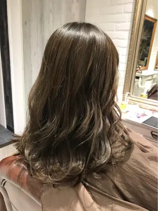 セミロング カラー Renatus店長 金子裕美のヘアスタイル
