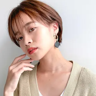 ショート カラー LOOP hairのヘアスタイル