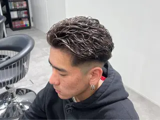 パーマ ✨️ツイスパ波巻き特 化小杉澪生✨️のヘアスタイル