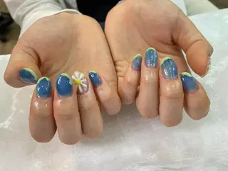 ネイル はばすみれ🎀ﾈｲﾙ 光ﾌｪｲｼｬﾙ ﾍｱのネイルデザイン