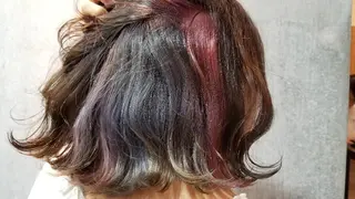 ショート 谷 結奈のヘアスタイル