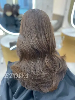 ロング 𝓝𝓪𝓷𝓪 くびれ/韓国風/新宿のヘアスタイル