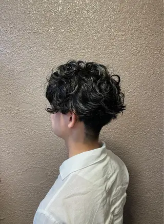 ショート パーマ メンズ 吉ヶ別符 亮祐のヘアスタイル