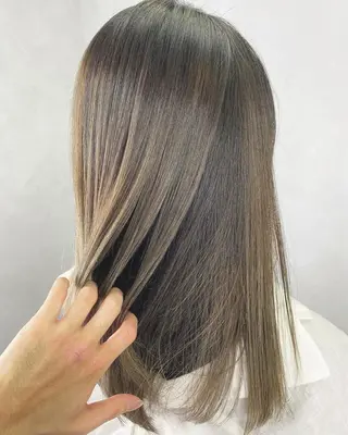 セミロング 根津 友輔のヘアスタイル