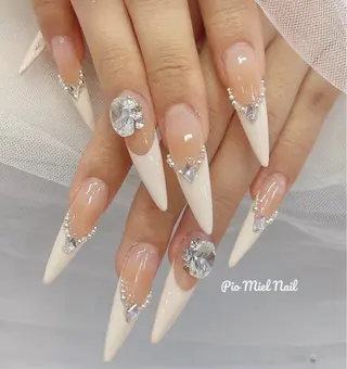 ネイル HANA 長さだしのネイルデザイン