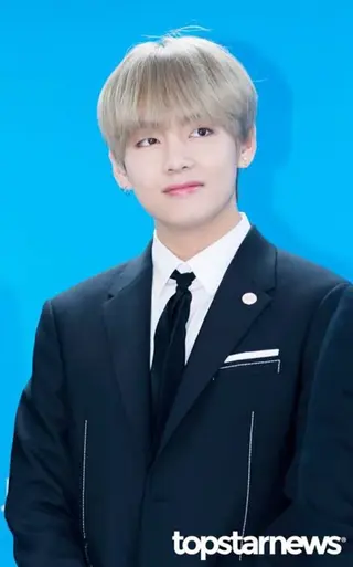 カラー メンズ fifth 新谷 來のヘアスタイル