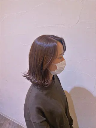ミディアム 横山 カミールのヘアスタイル