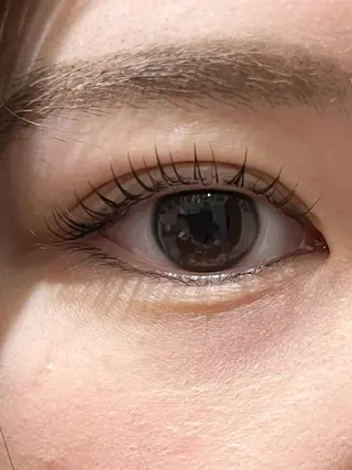 マツエク・マツパ 三澤 朱里の眉毛・アイブロウイメージ