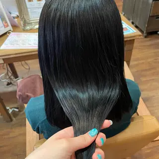 セミロング Saako/髪質改善 /耳つぼジュエリーのヘアスタイル