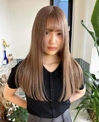 セミロング カラー ヘアアレンジ 縮毛矯正履歴からの ブリーチ /mamiのヘアスタイル