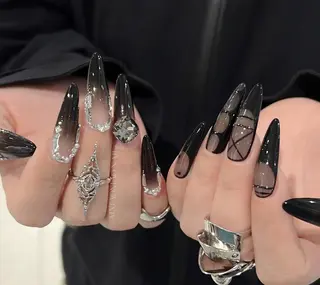 ネイル Molly _nailのネイルデザイン