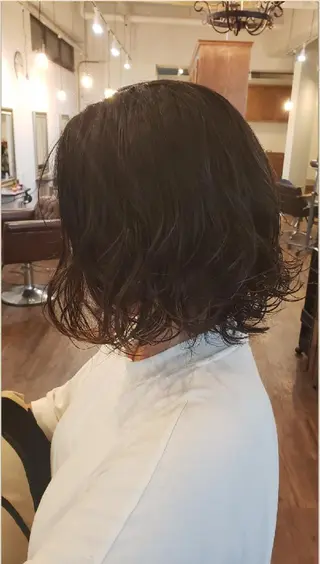 ミディアム 饒平名 知也のヘアスタイル