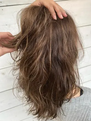 カラー SALOWIN栄 高須大貴のヘアスタイル