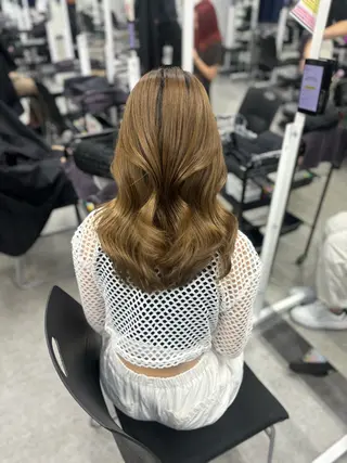 ロング まろっと艶感ブラウン ベージュ🤍まなかのヘアスタイル