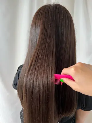 ロング 鵜澤 華乃音のヘアスタイル