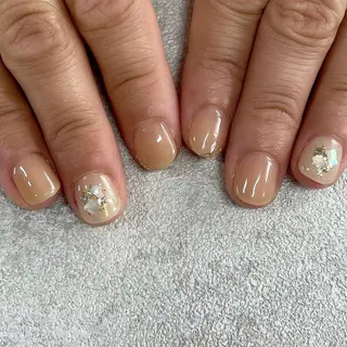 ネイル 東 千夏のネイルデザイン