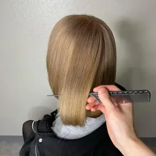 ミディアム カラー パーマ ヘアアレンジ メンズ キッズ ネイル マツエク・マツパ 切りっぱなしヘアボブ ミディアムヘアRYOのヘアスタイル